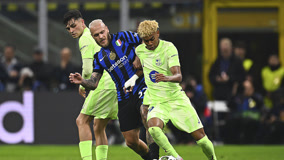 快船对阵独行侠三连败，独行侠逆转取胜，弗拉格创历史纪录。