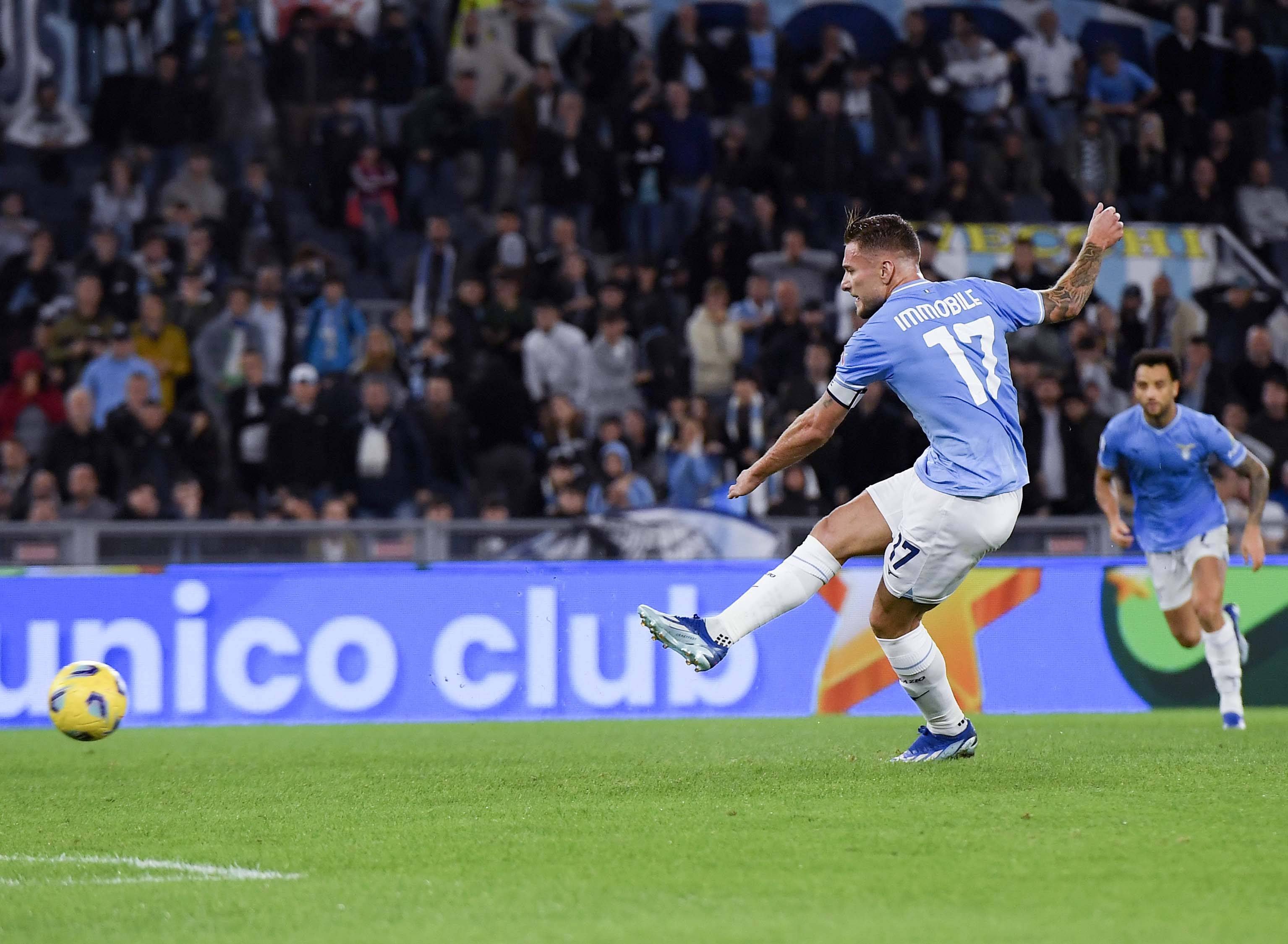 佩莱格里尼：“这支巴萨一直在上演精彩的比赛”