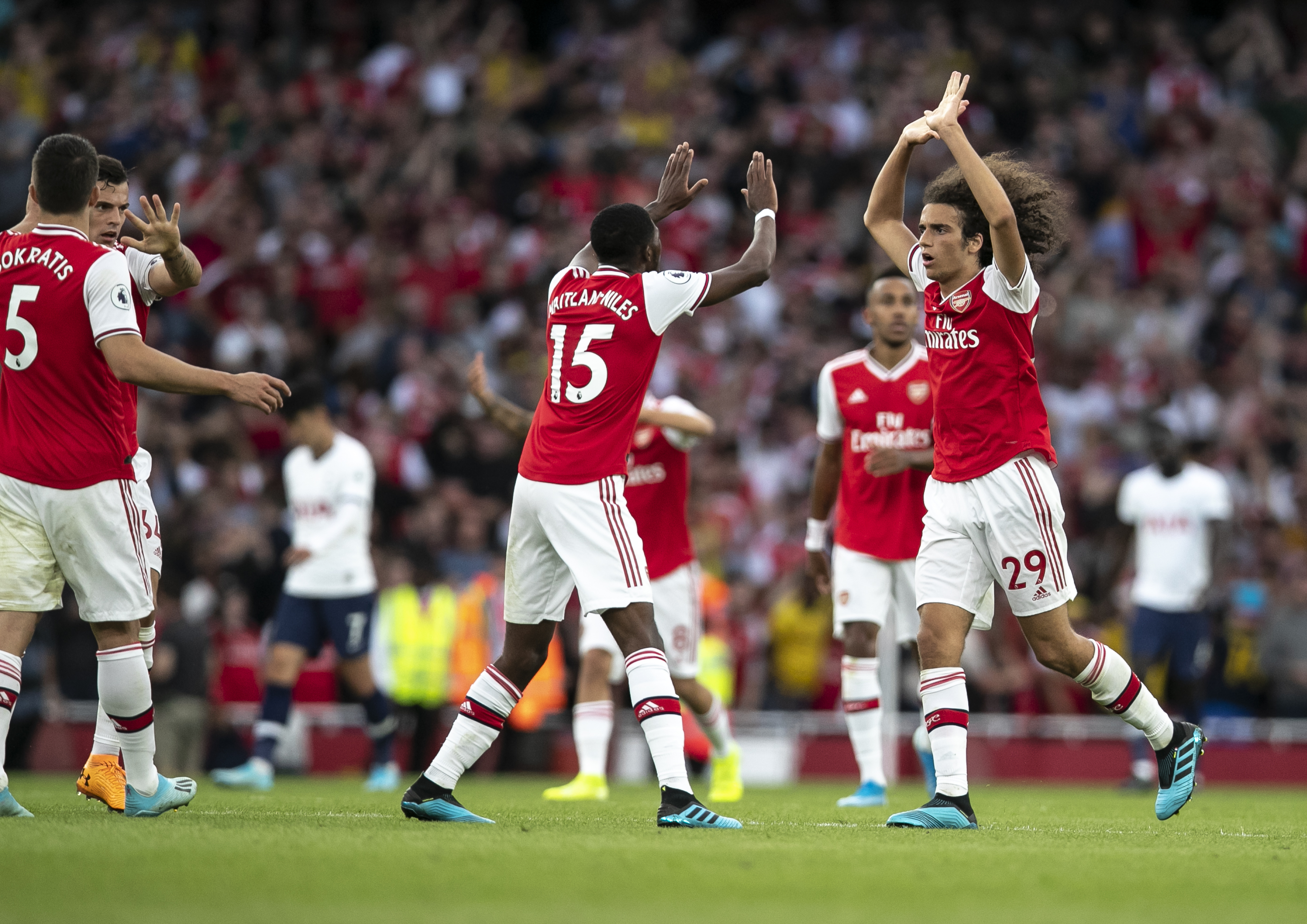 阿斯：在爱犬走失后，拉姆塞与美洲狮解约并离开墨西哥