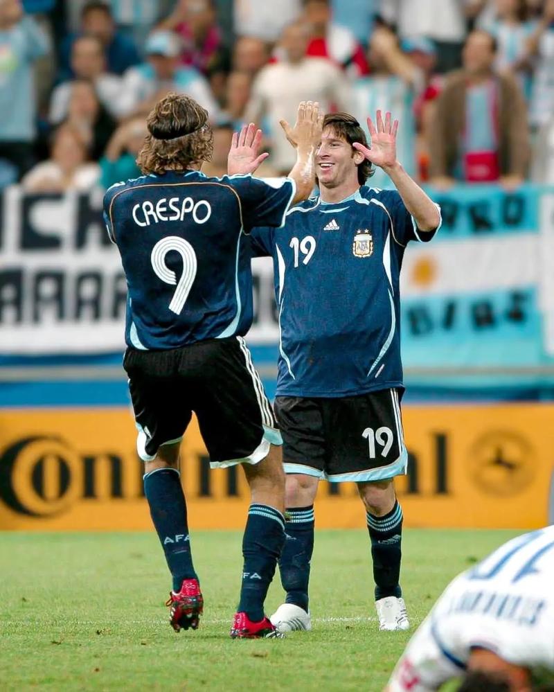 杜兰特用时1141场砍下31000分，火箭117-98大胜太阳