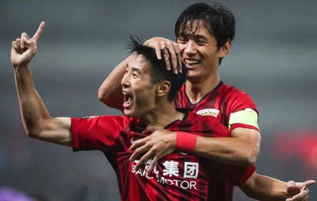 德转列多特历史最贵阵：哈兰德领衔，贝林、桑乔、罗伊斯上榜