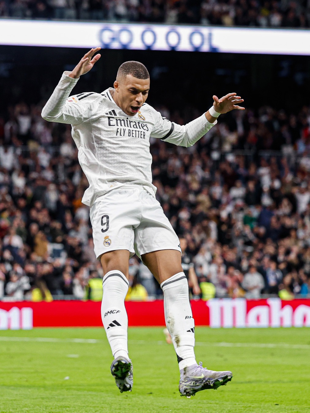 海登海姆2-1逆转弗赖堡，席默尔、迈因卡破门