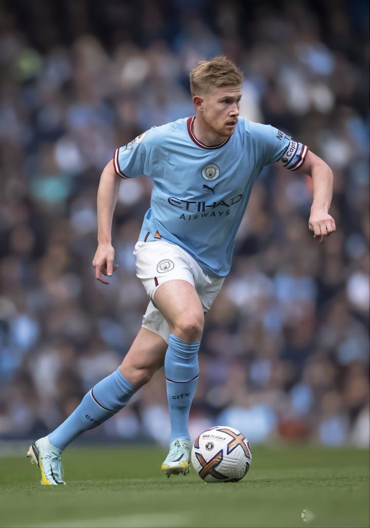 东体：足协曾考虑年初组织国足冬训，届时主教练也一并亮相