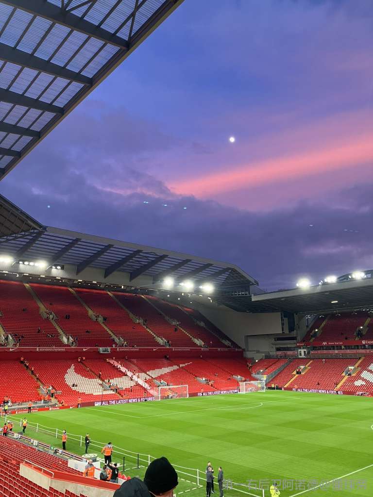 青训小将关键传球助攻队友破门